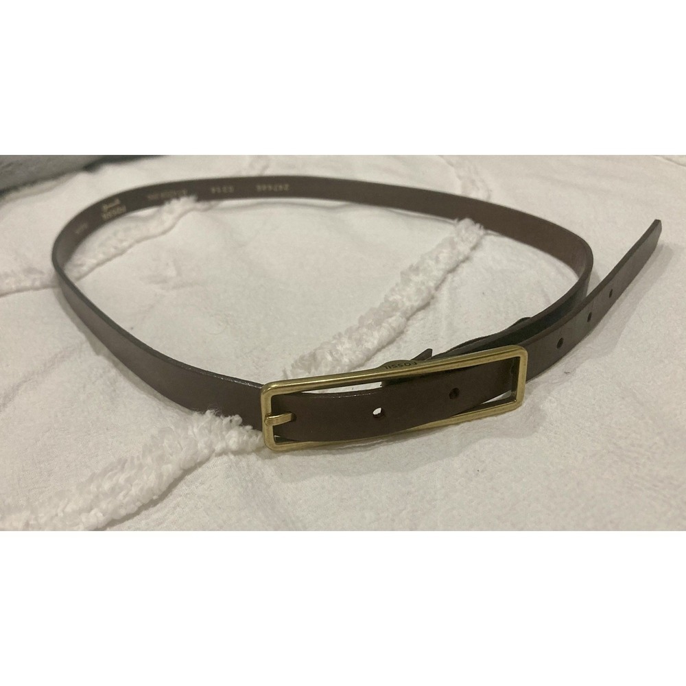 FOSSIL Size Medium  Solid Brown Genuine Leather Brass Tone Buckle